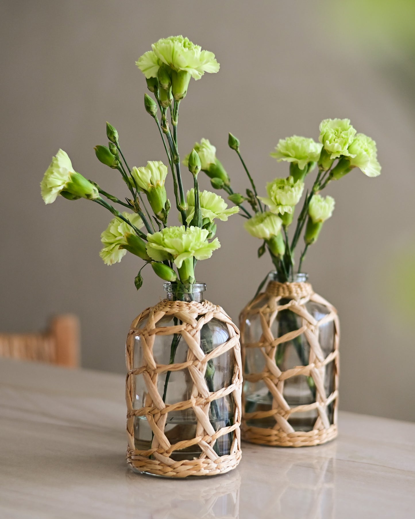 Mini Vaso em Vidro e Rattan