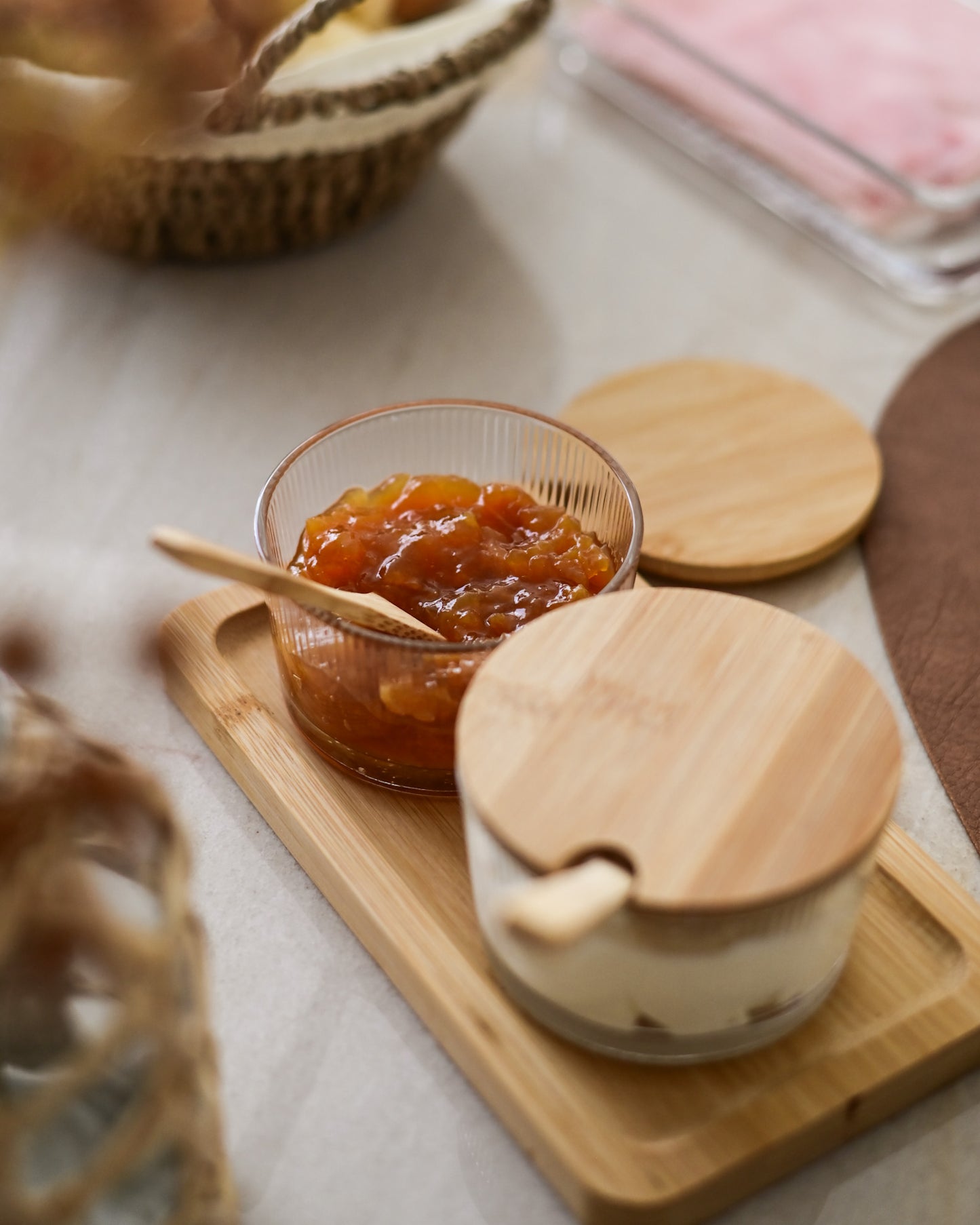 Conj. 2 Potes com Tampa e Colher em Bambu