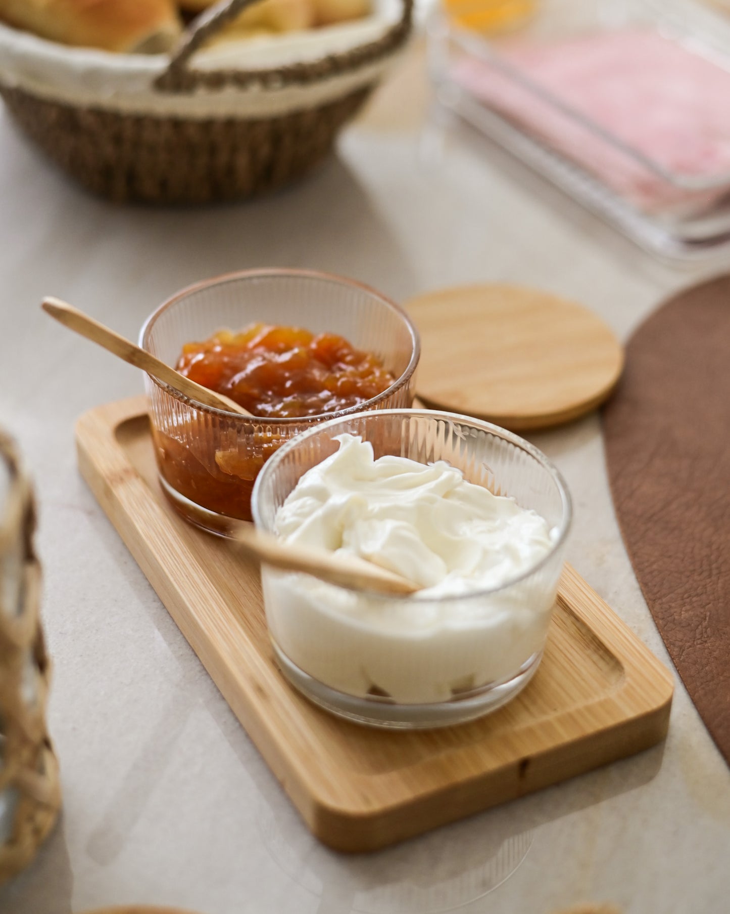 Conj. 2 Potes com Tampa e Colher em Bambu