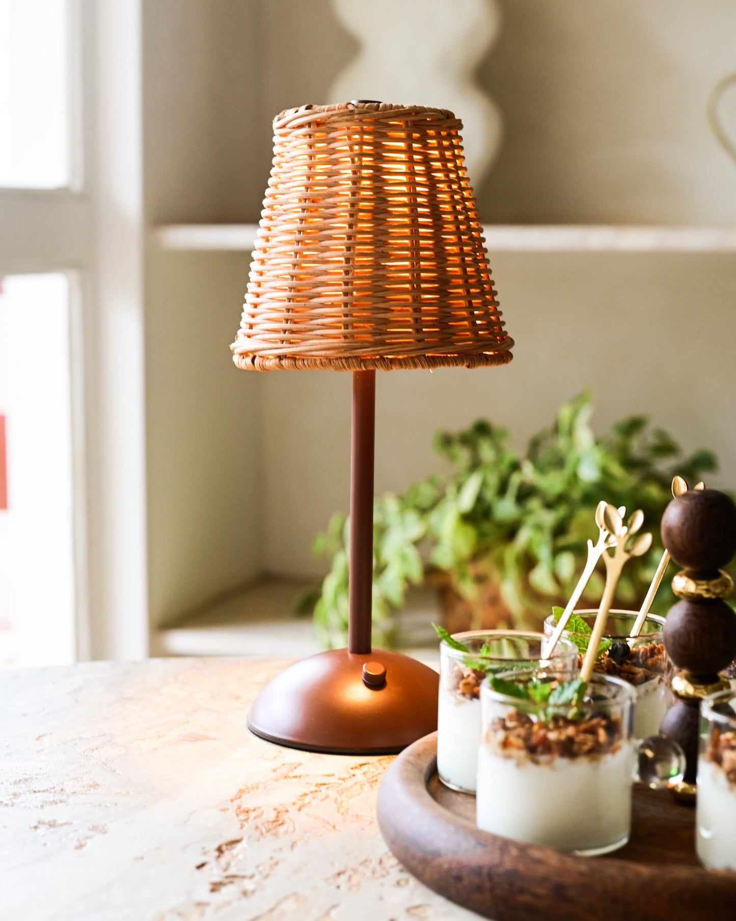 Luminária Portátil com Cúpula de Fibra - Prazo 20 dias úteis