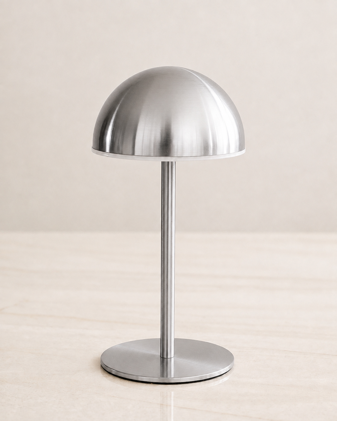 Luminária Portátil em Metal Aço Escovado P