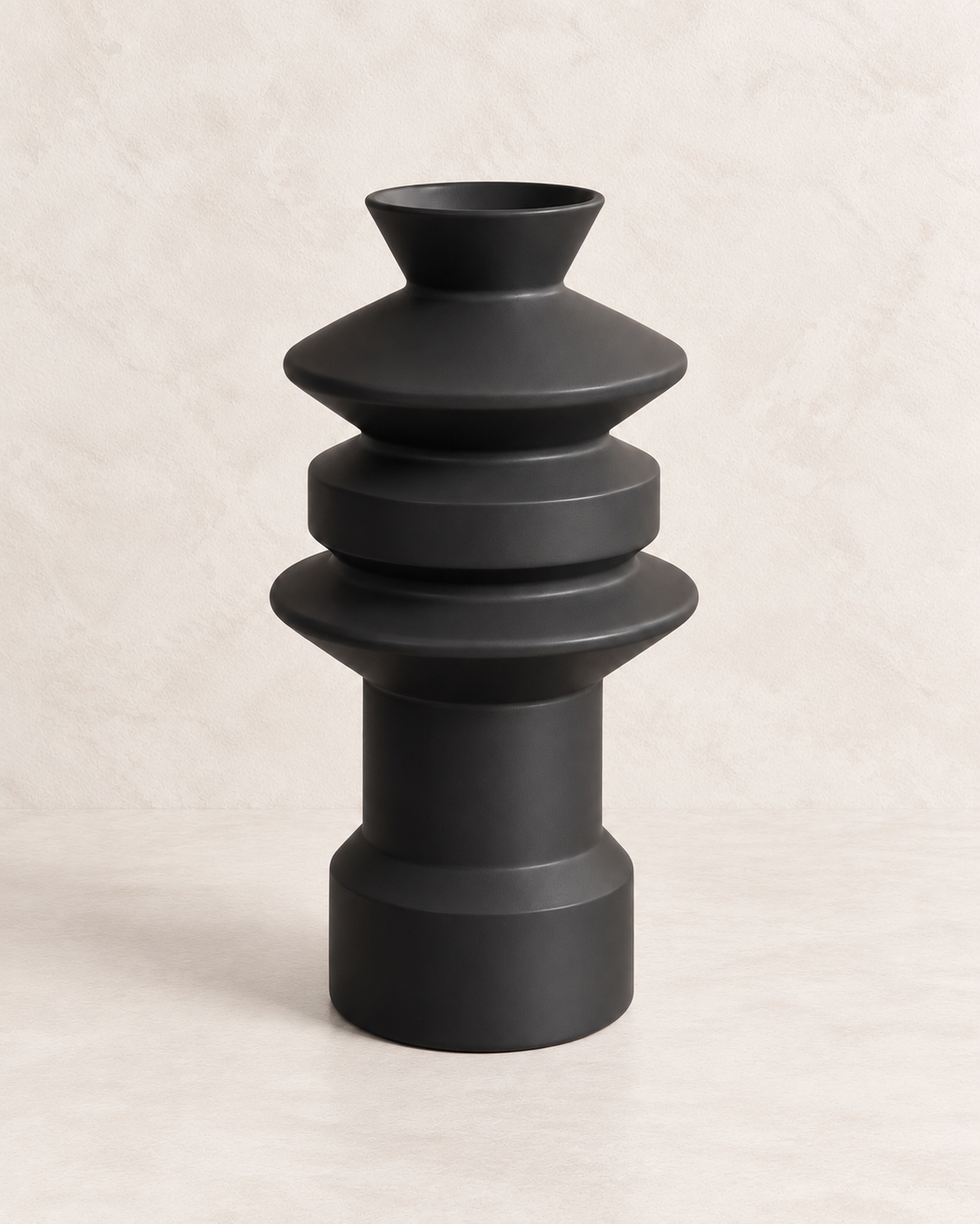 Vaso em Cerâmica Totem Preto G