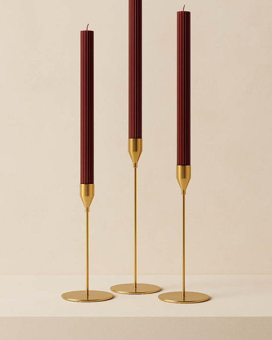 Trio de Castiçais em Metal Dourado Chanfrado