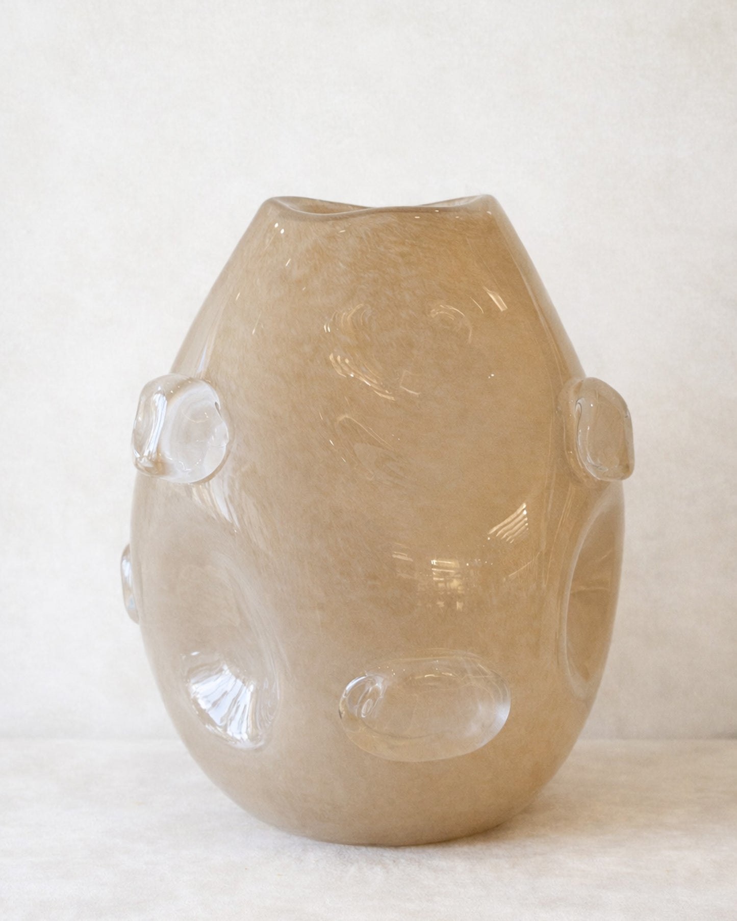 Vaso em Vidro Orgânico Nude G